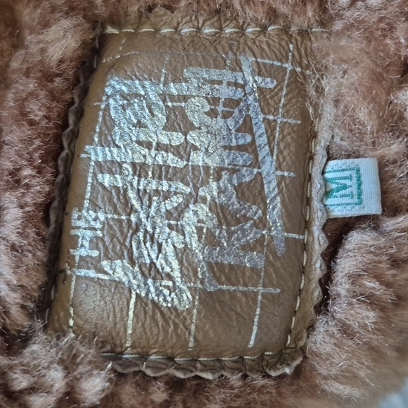 Vintage Leather Ranch 1980s Dolman Sleeve Tan Shearling Jacket, Size M - Picture 9 of 15